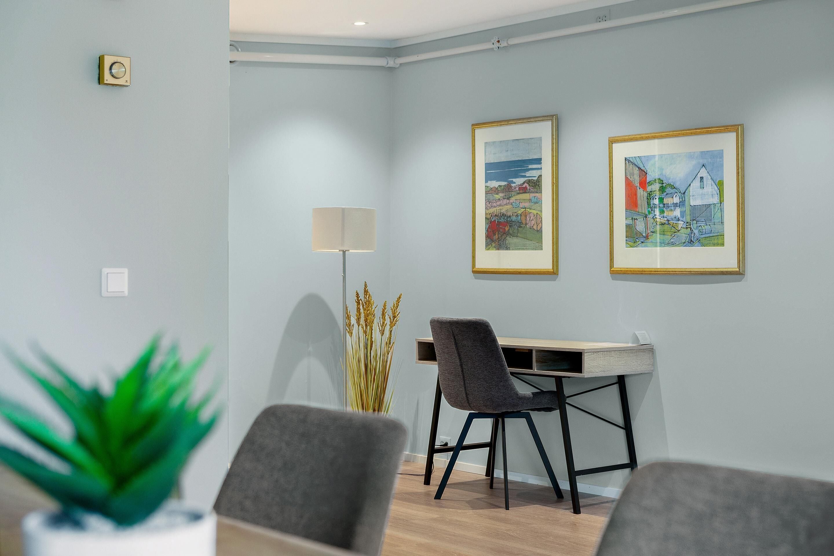 junior suite, 1 double bed, non smoking (separate living room) | hypo-allergenic bedding, pillow-top beds, desk, blackout curtains