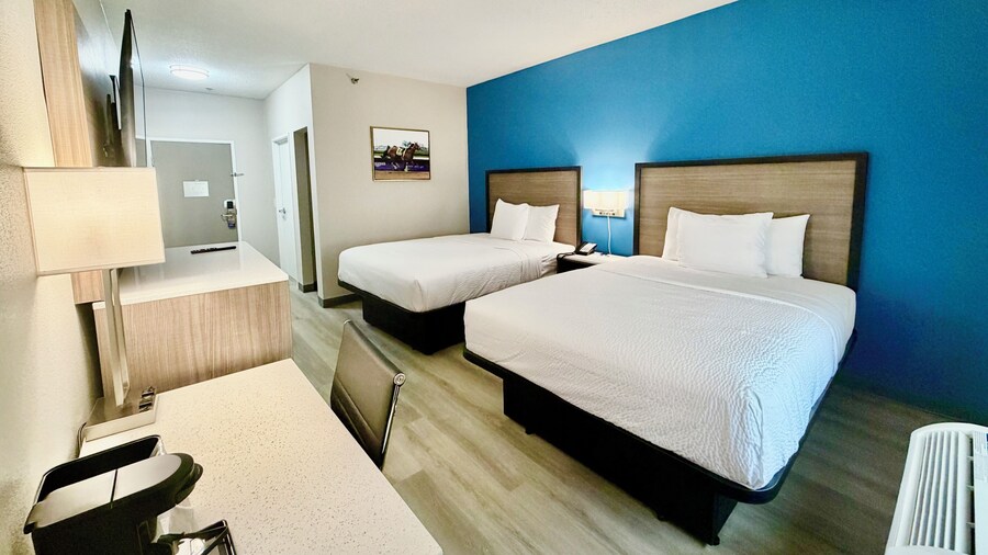Baymont by Wyndham Louisville Southwest