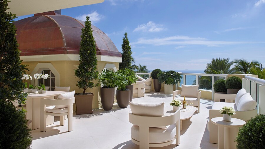Acqualina Resort & Residences On The Beach