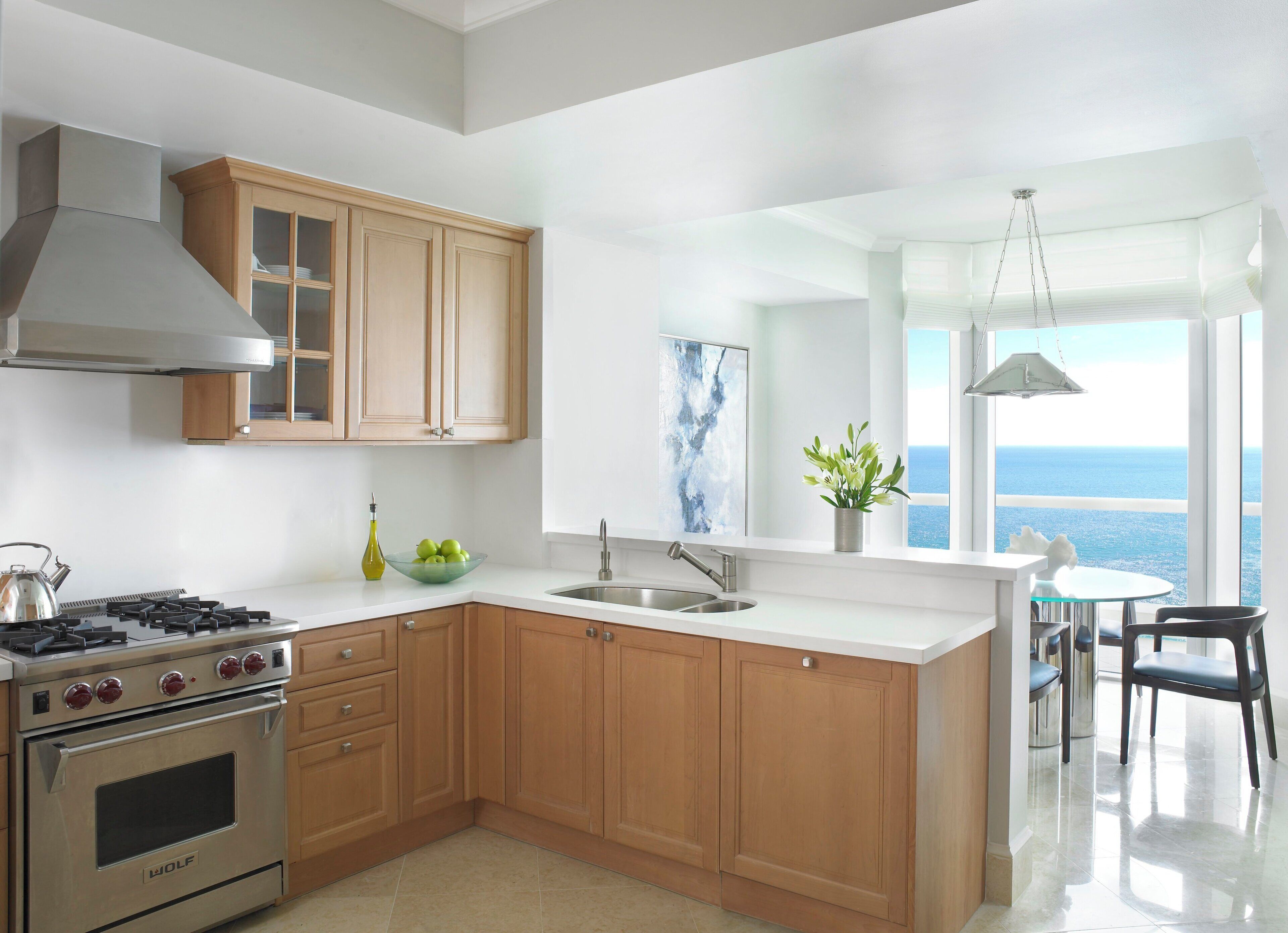deluxe suite, 3 bedrooms, oceanfront (grand) | private kitchen | microwave, espresso maker