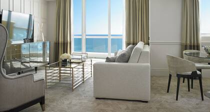Acqualina Resort & Residences On The Beach