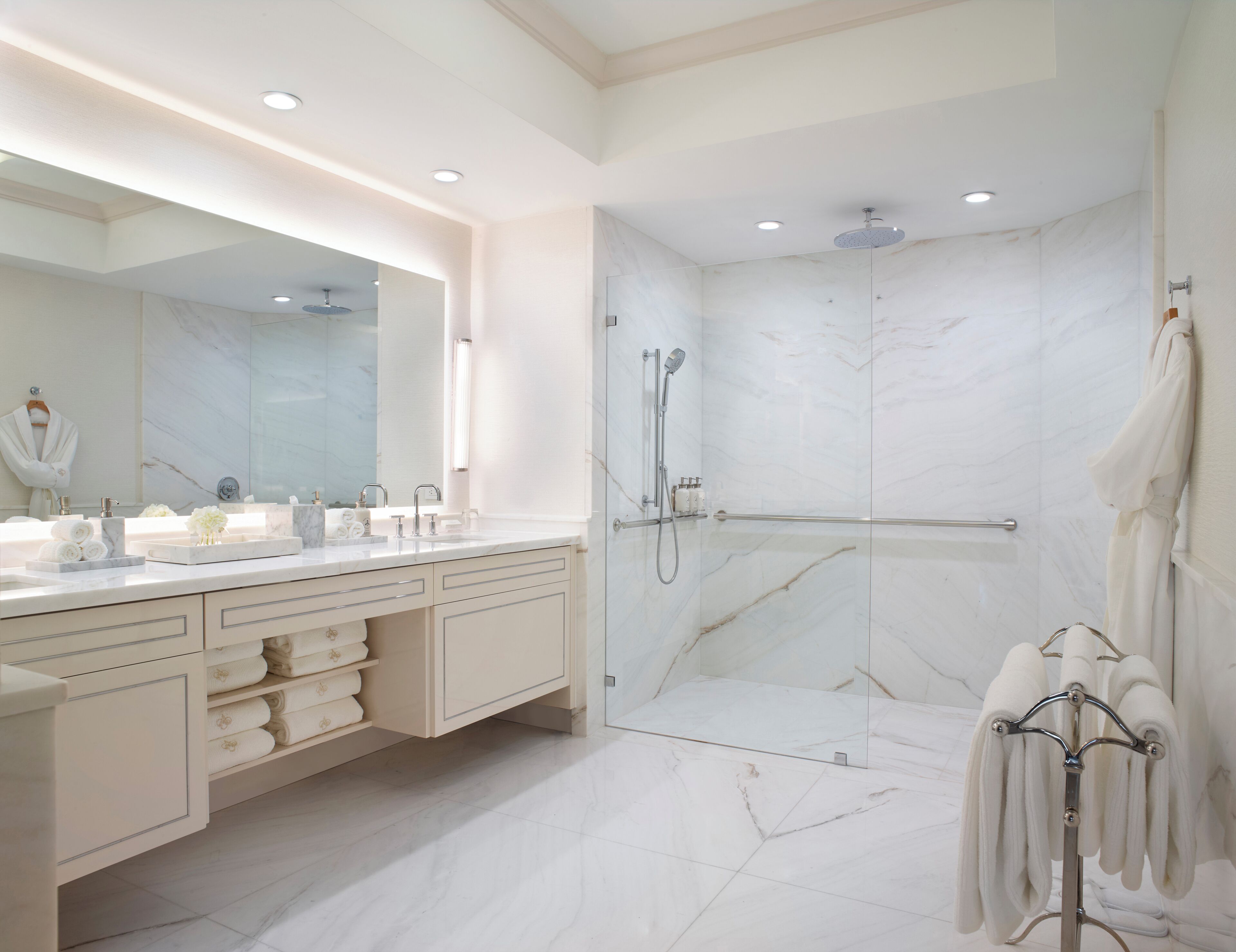 deluxe suite, 3 bedrooms, oceanfront | bathroom | separate bathtub and shower, rainfall showerhead, designer toiletries