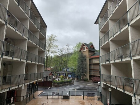 Oak Square Rentals - Image 69