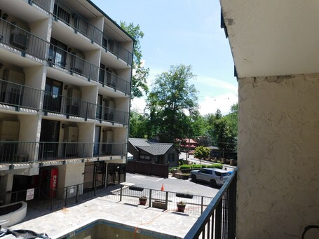 Oak Square Rentals - Image 58