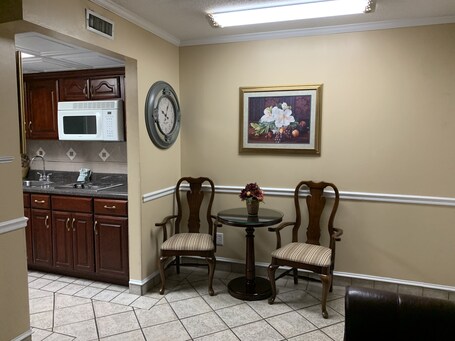 Oak Square Rentals - Image 48