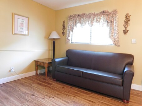 Oak Square Rentals - Image 118