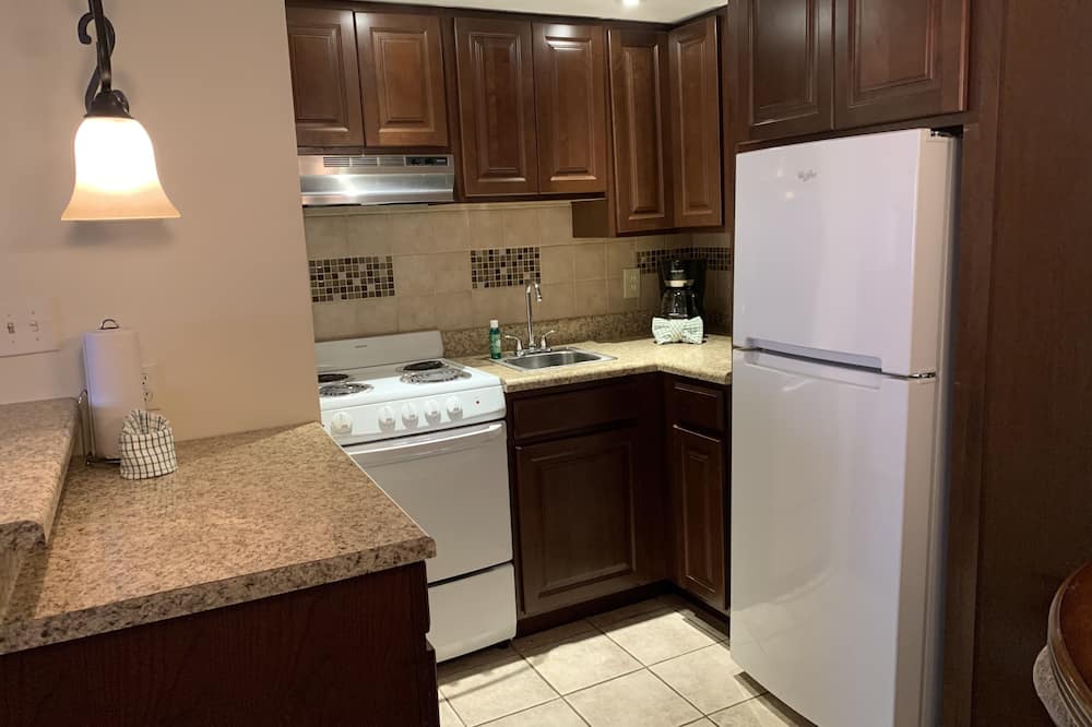 Oak Square Rentals