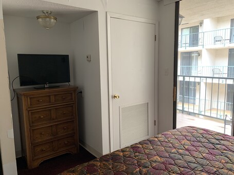 Oak Square Rentals - Image 111