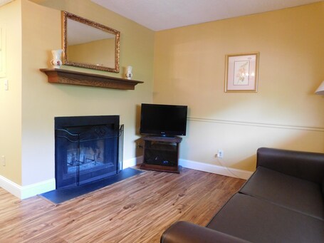 Oak Square Rentals - Image 116