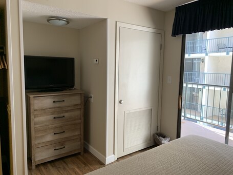 Oak Square Rentals - Image 110