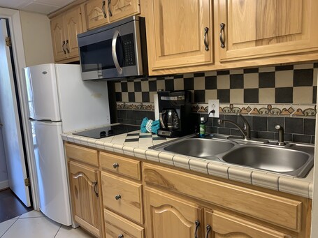 Oak Square Rentals - Image 34