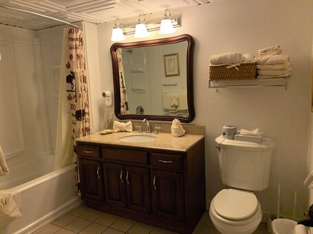 Oak Square Rentals - Image 120
