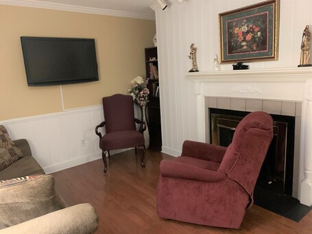 Oak Square Rentals - Image 129