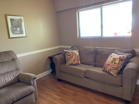 Oak Square Rentals - Image 121