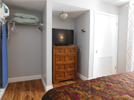 Oak Square Rentals - Image 132