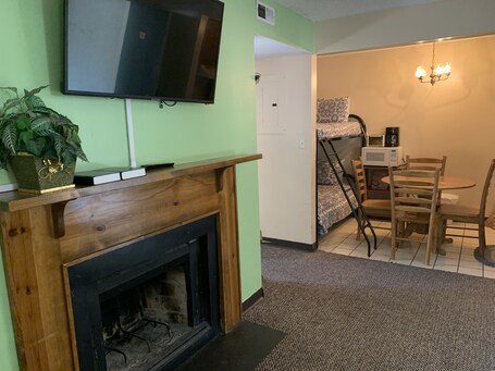 Oak Square Rentals - Image 53