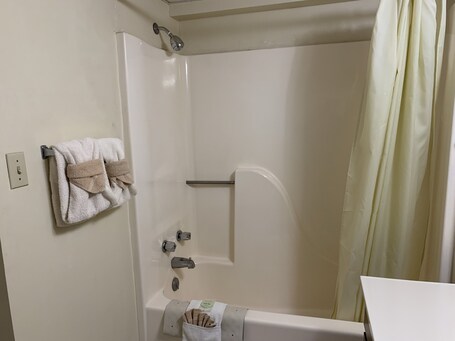Oak Square Rentals - Image 134
