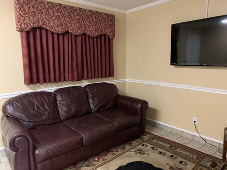 Oak Square Rentals - Image 128