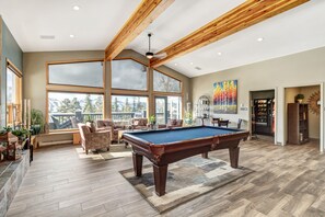 Billiards - Gold Point Resort Breckenridge by Vacatia (Breckenridge)