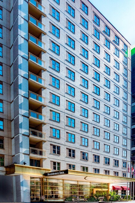 Residence Inn by Marriott Washington, DC National Mall - Image 15