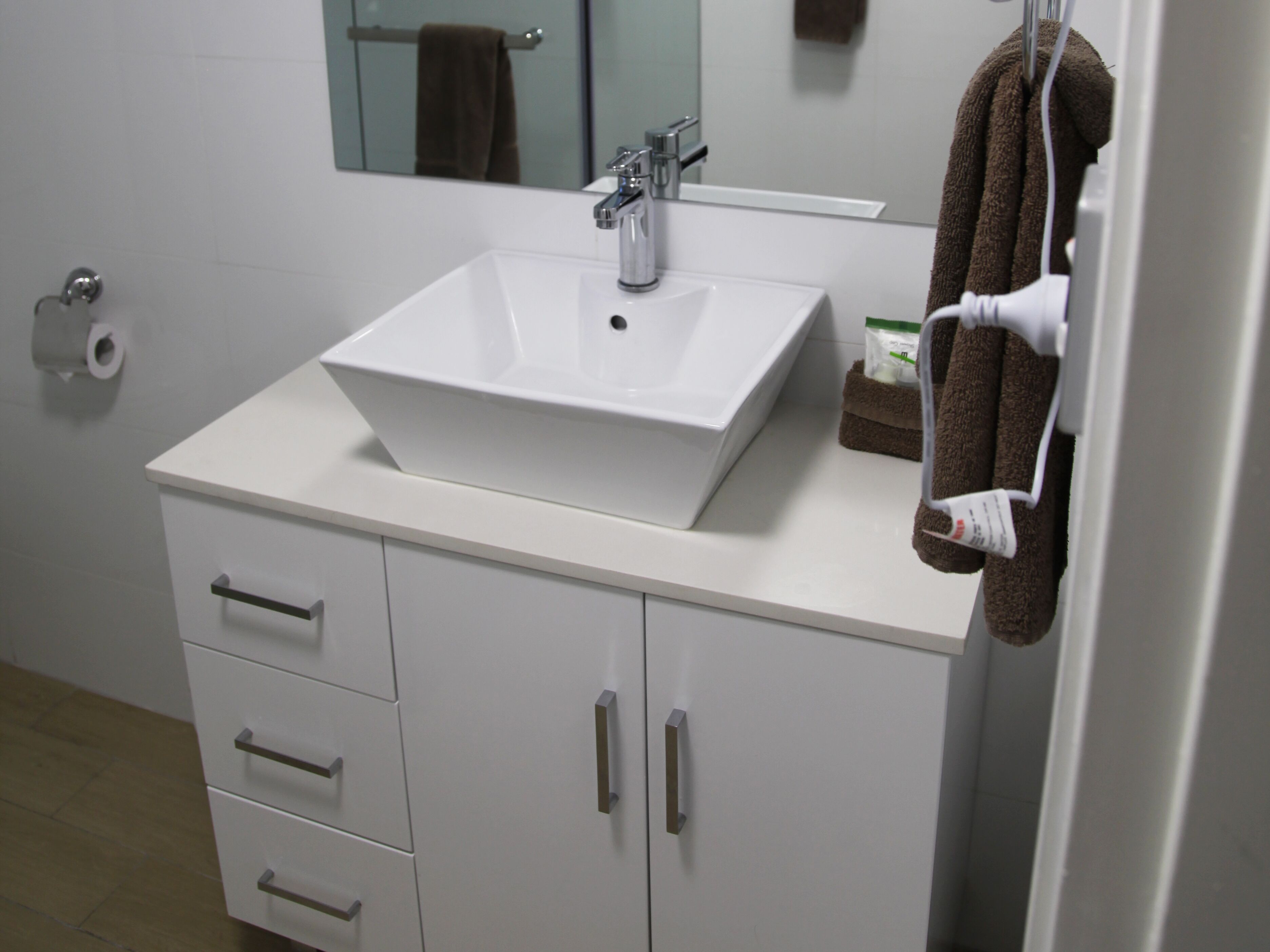 studio, kitchenette | bathroom | shower, free toiletries, hair dryer, towels