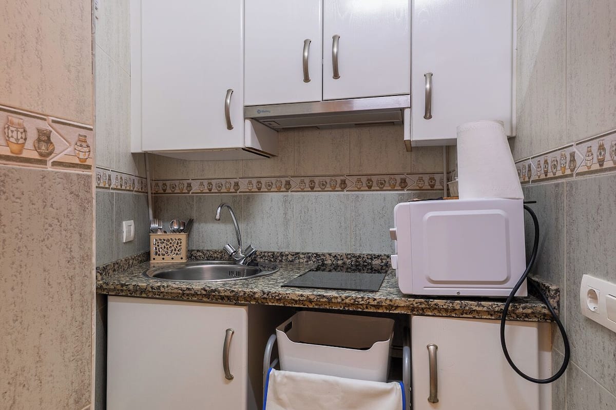 nearby apartment for 2 people | private kitchen