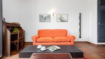 Rom – junior | Minibar, safe på rommet, individuelt dekorert og individuelt innredet