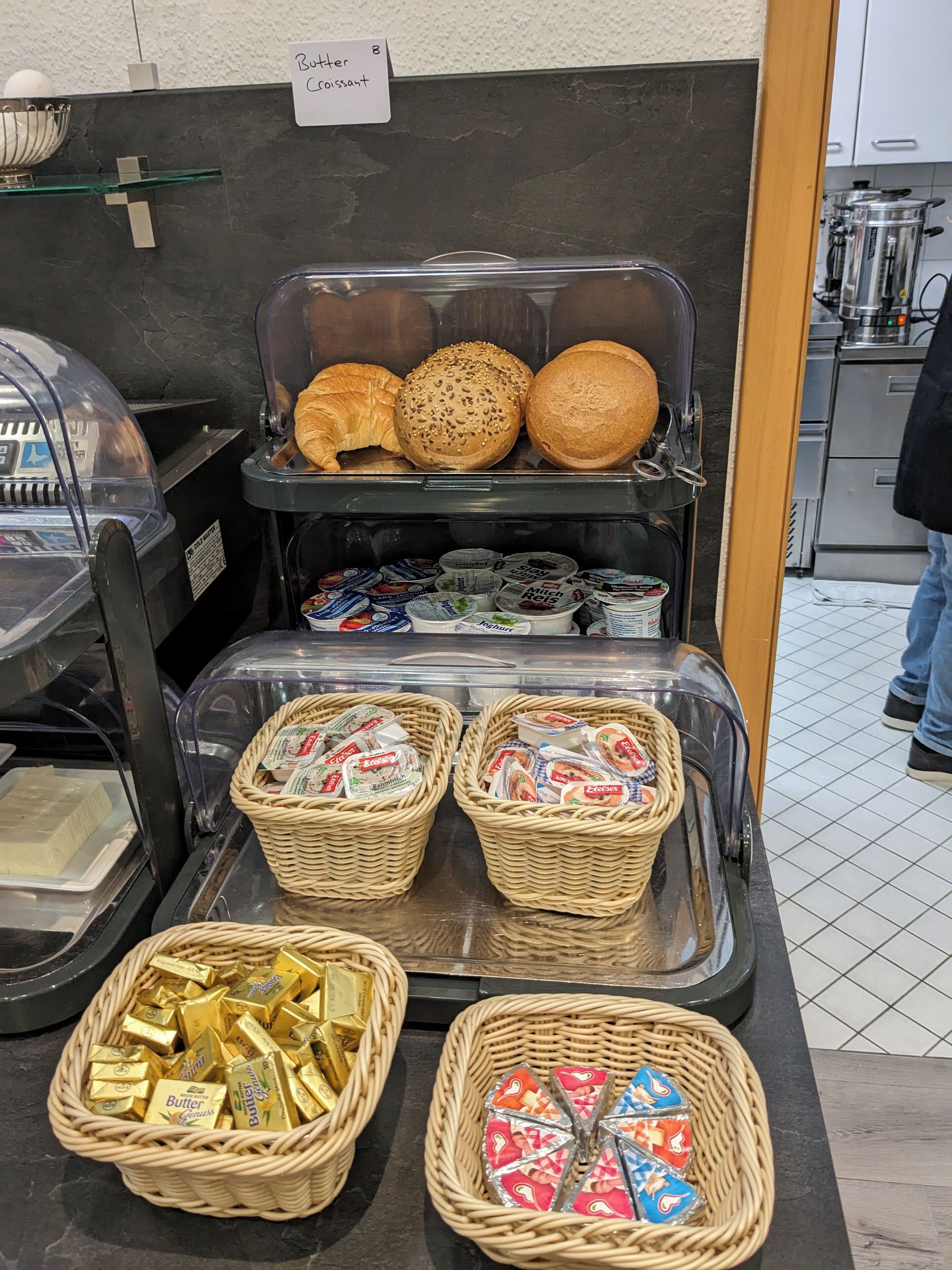 Photo - Adler Hotel Frankfurt