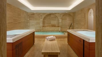 Sauna, poreallas, höyrysauna, vartalohoitoja, aromaterapiaa