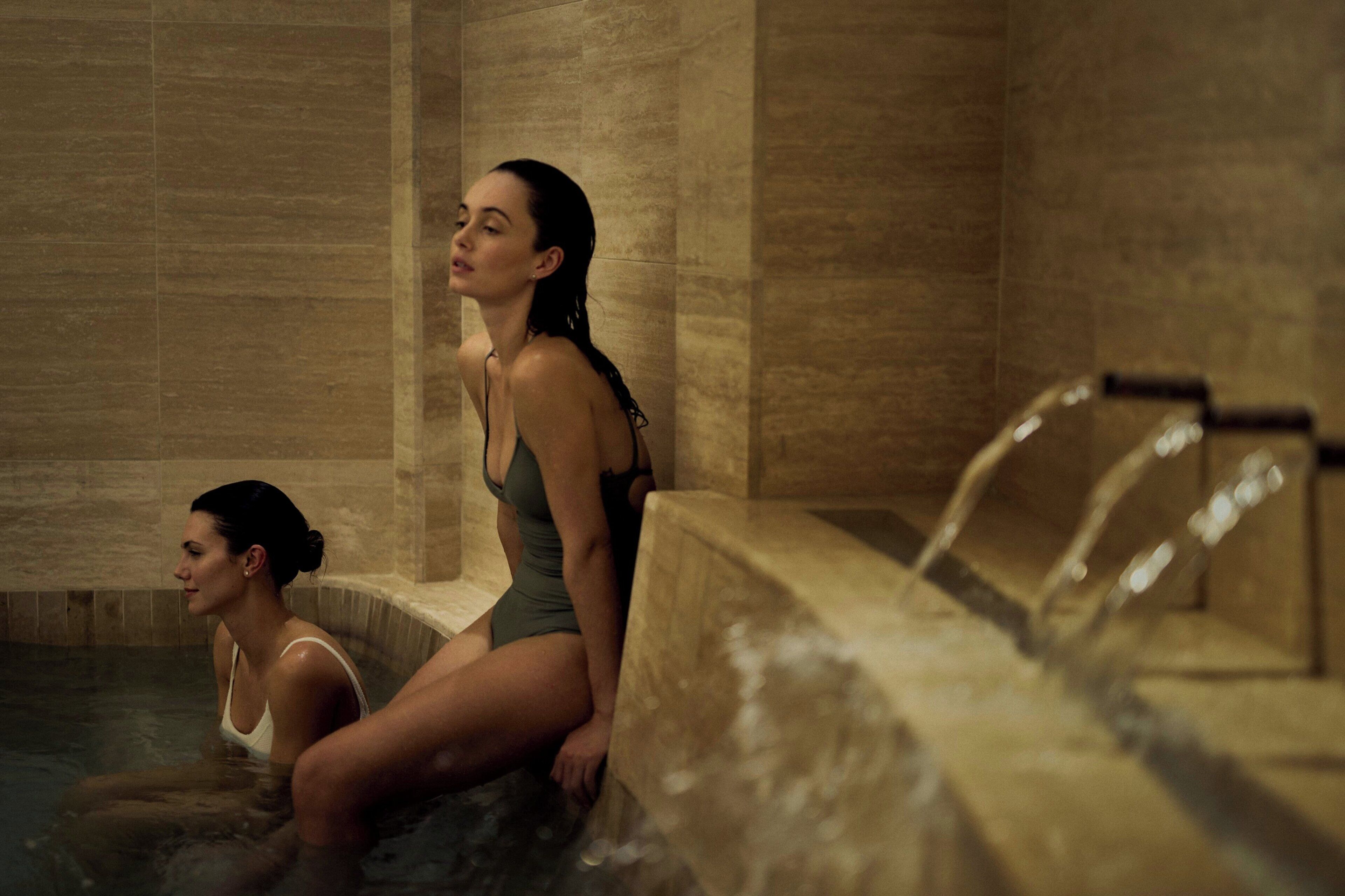 2 outdoor pools, pool umbrellas, pool loungers