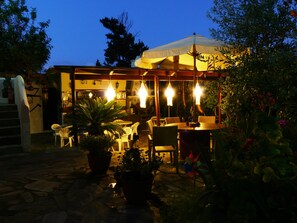 Poolside bar - Summer Lodge (Platanias)