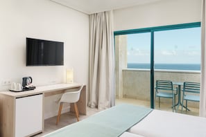 1 bedroom, minibar, in-room safe, desk