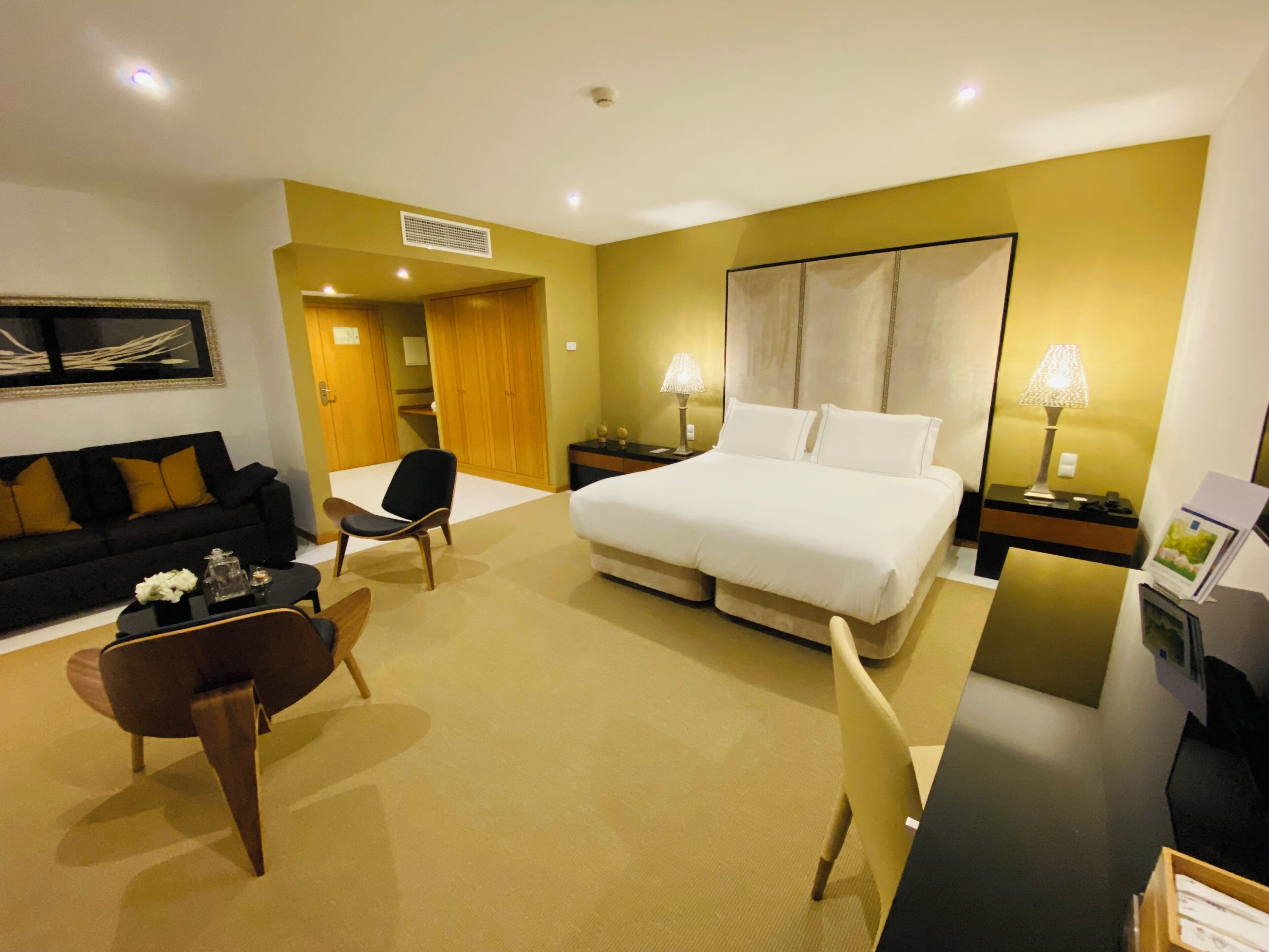 Minibar, in-room safe, desk, blackout curtains