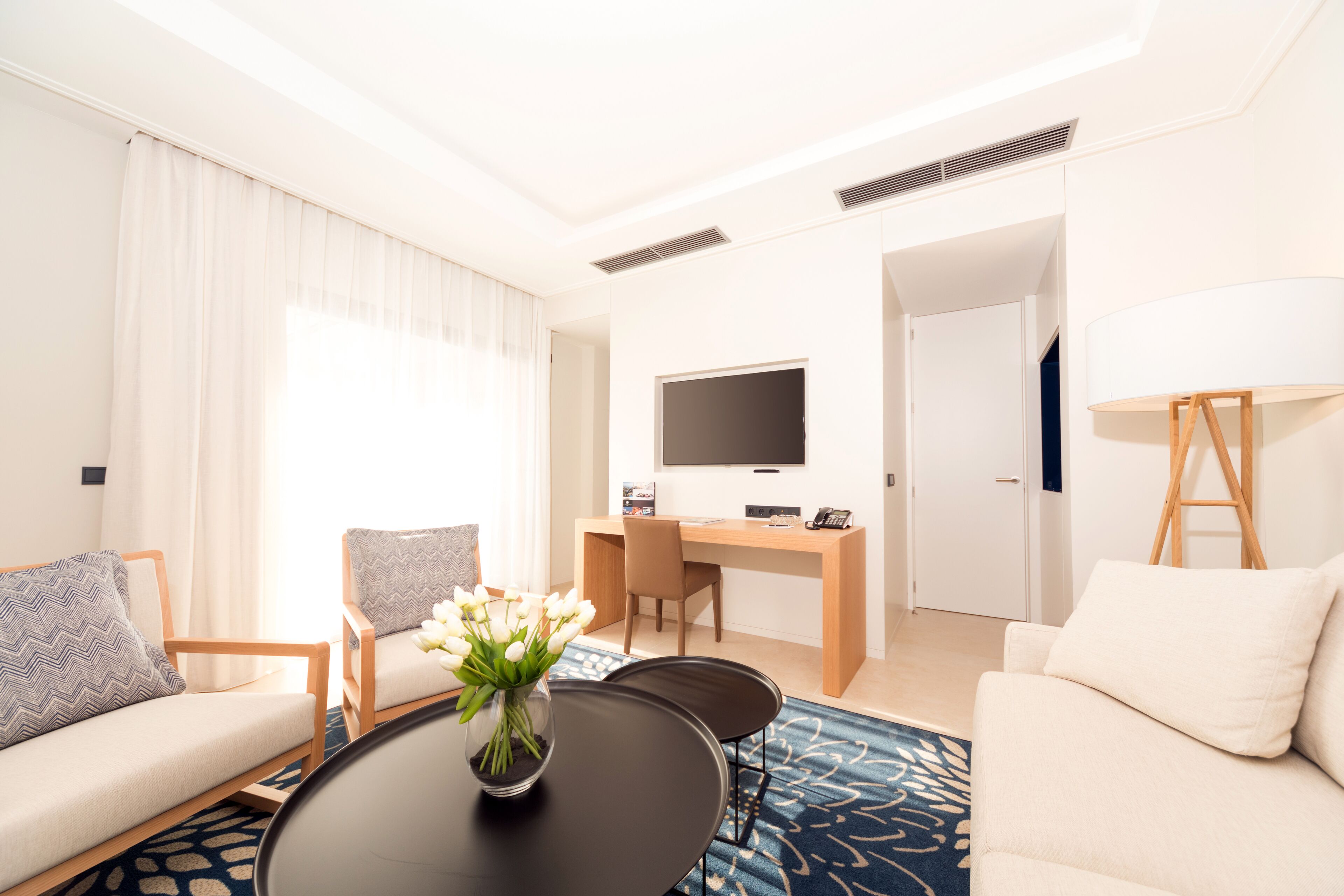 royal suite | 1 bedroom, minibar, in-room safe, desk