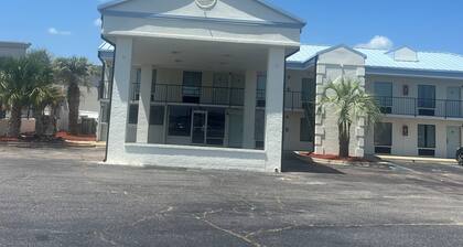 Baymont by Wyndham Sumter Northwest
