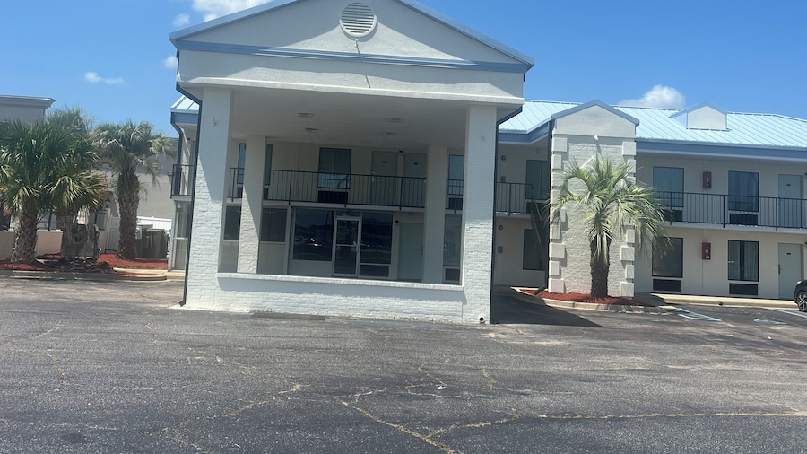 Baymont by Wyndham Sumter Northwest