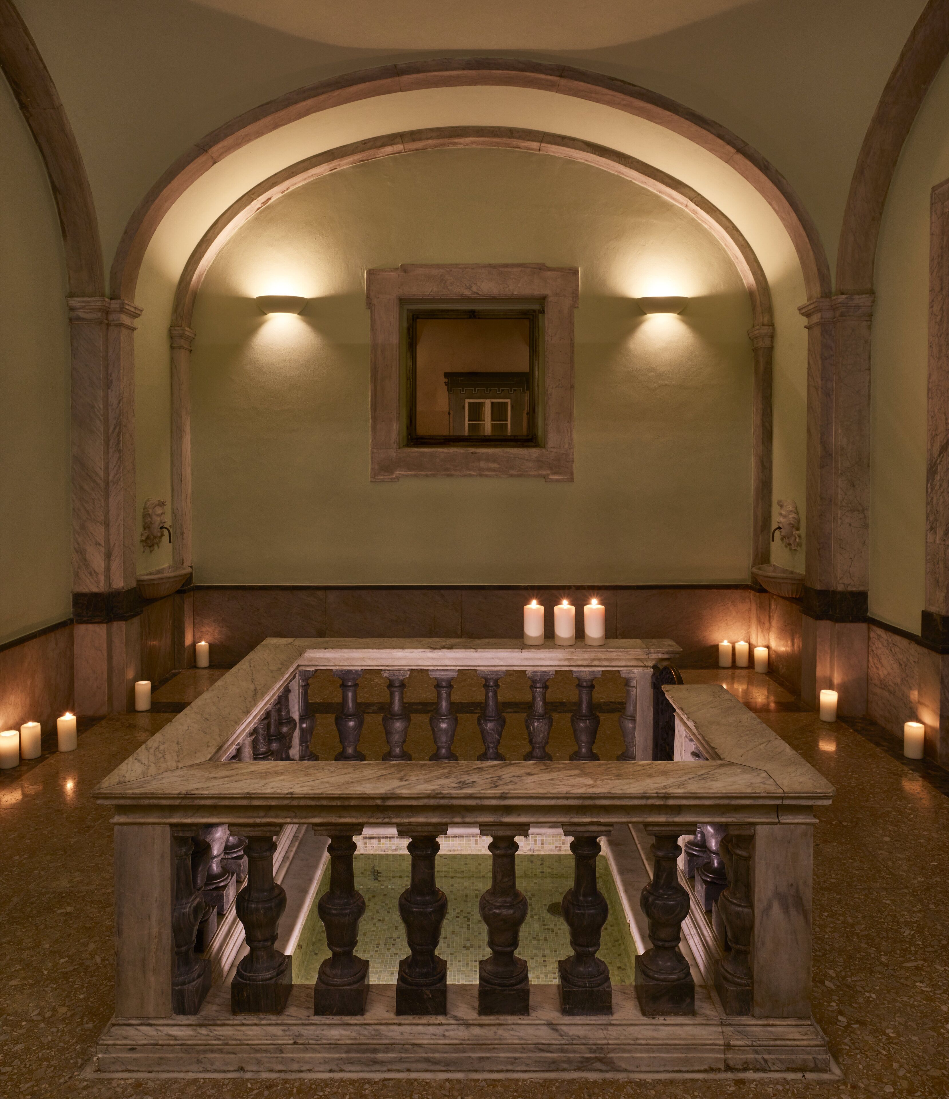 Bagno turco/hammam, trattamenti per il corpo, idroterapia, aromaterapia