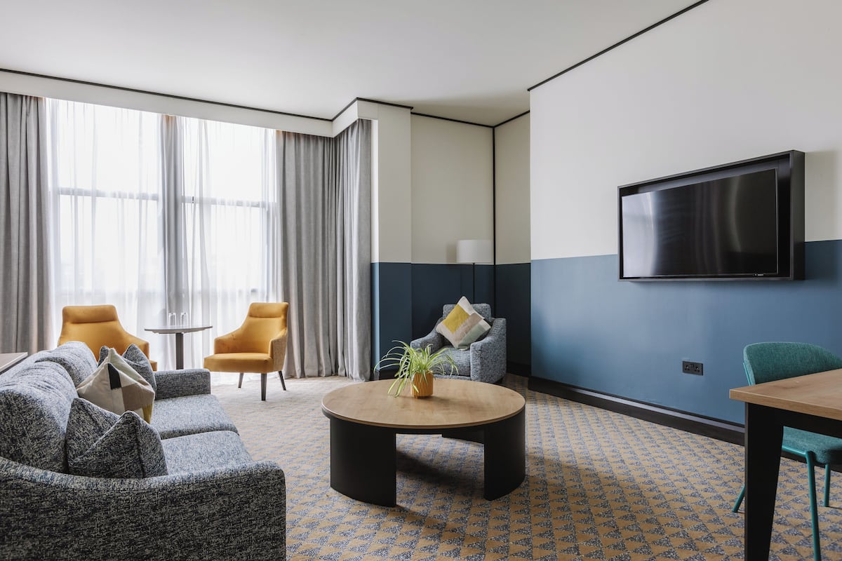 suite, 1 king bed | 1 bedroom, premium bedding, in-room safe, individually decorated