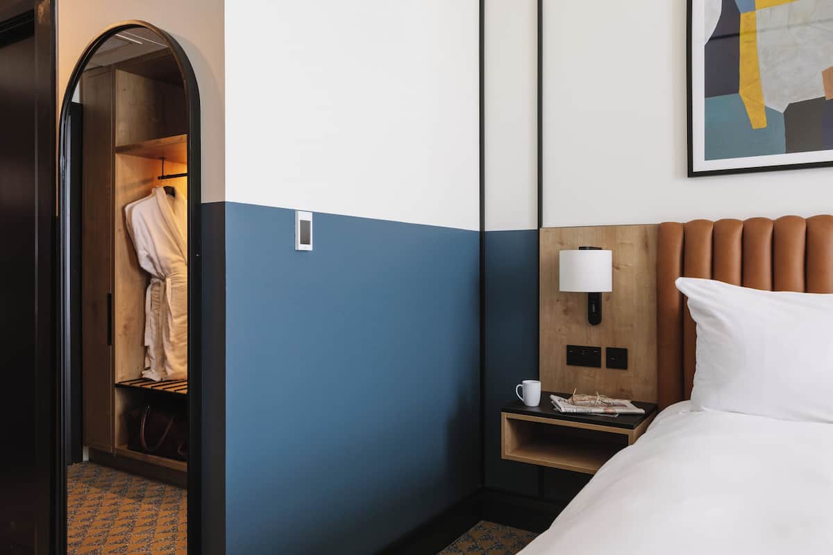 Premium bedding, in-room safe, individually decorated, desk