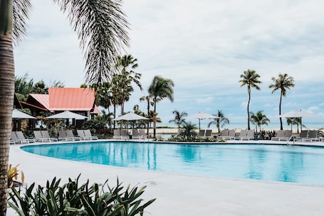 2 albercas al aire libre y camas balinesas gratuitas