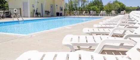 Piscine extérieure