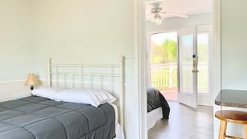 Suite, Private Bathroom (Handicap Accessible)