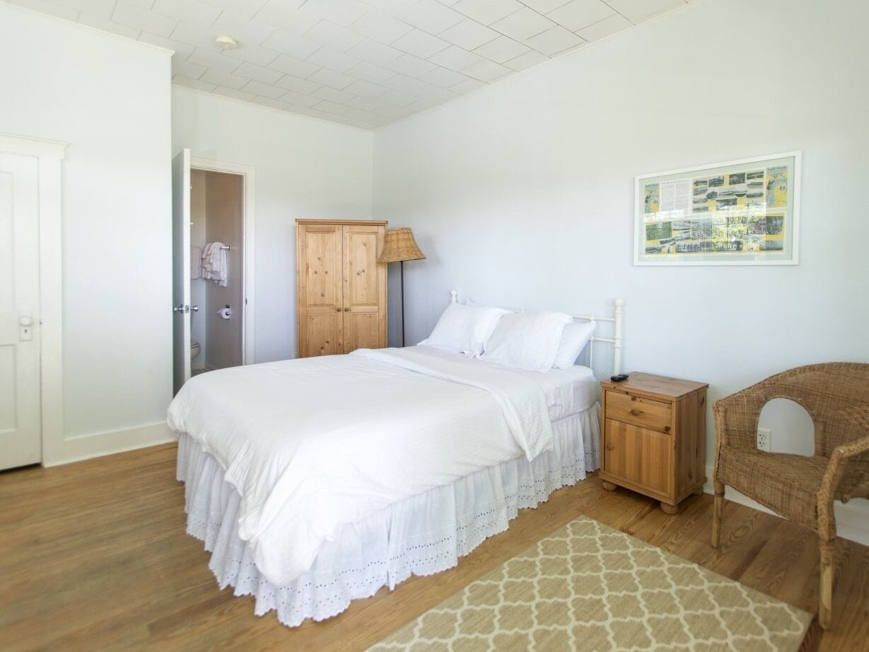 Superior Single Room, Private Bathroom, Pool View (Beach House 1st Floor)