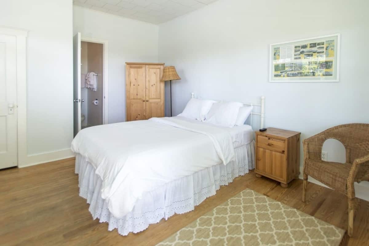 Superior Single Room, Private Bathroom, Pool View (Beach House 1st Floor)