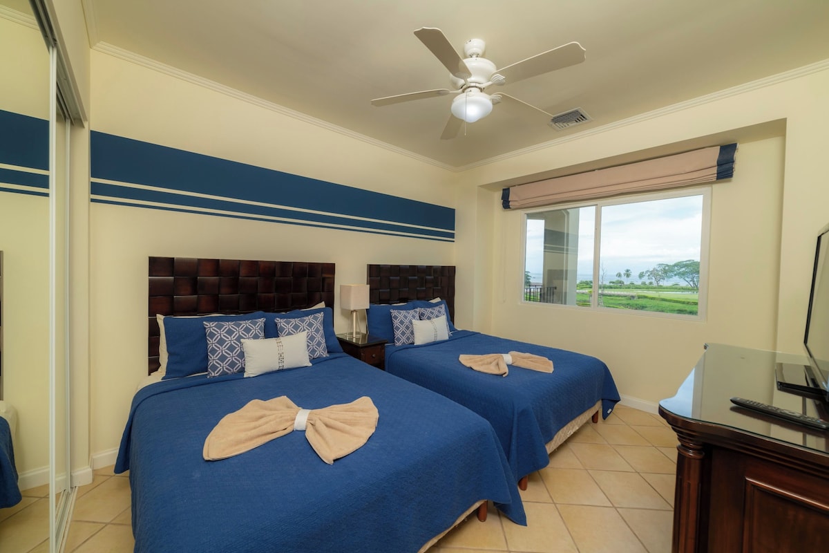 Apartment, 3 Bedrooms (Del Mar 2A) | Premium bedding, down comforters, in-room safe, laptop workspace