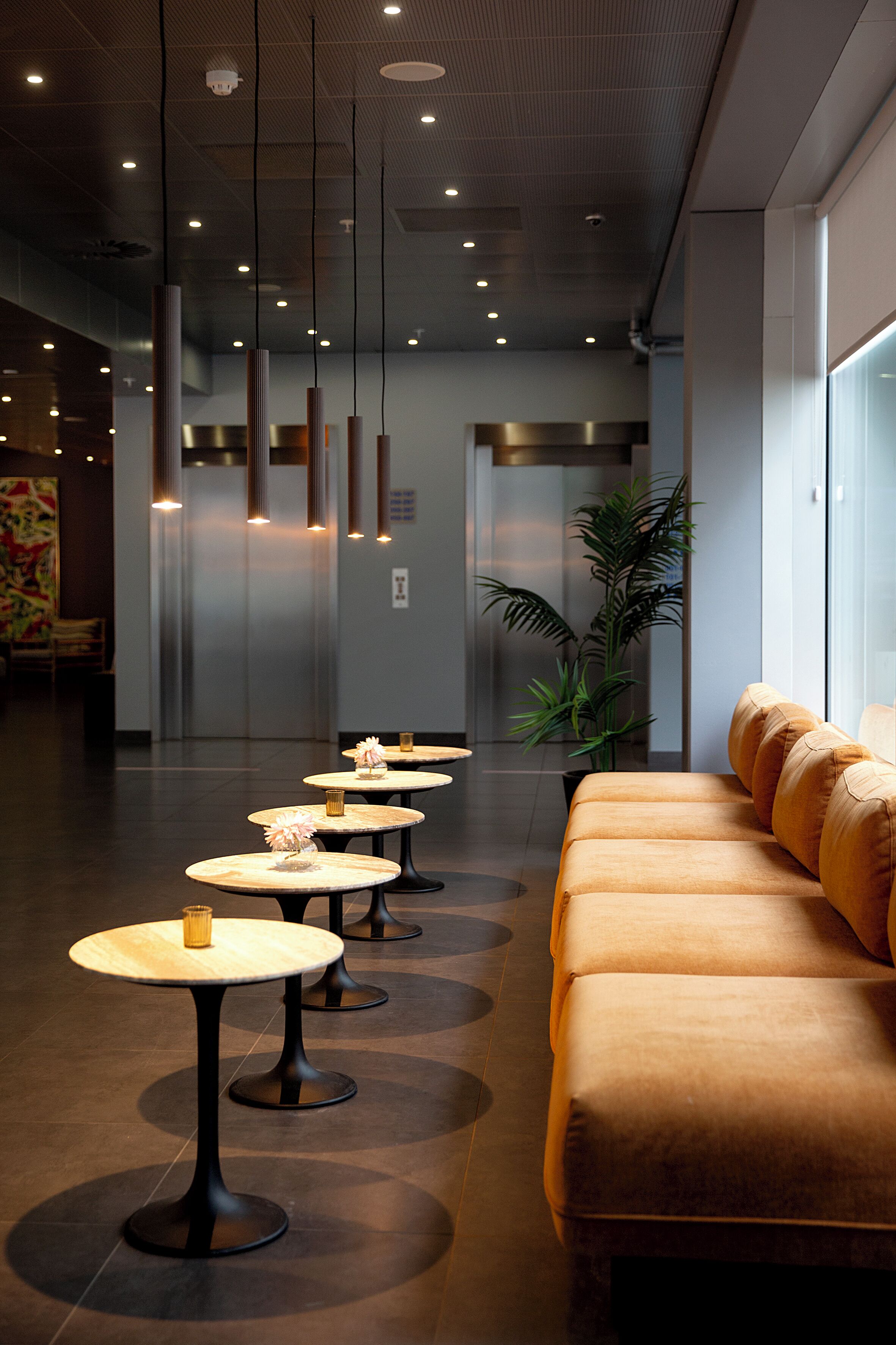 Siddeområde i lobbyen