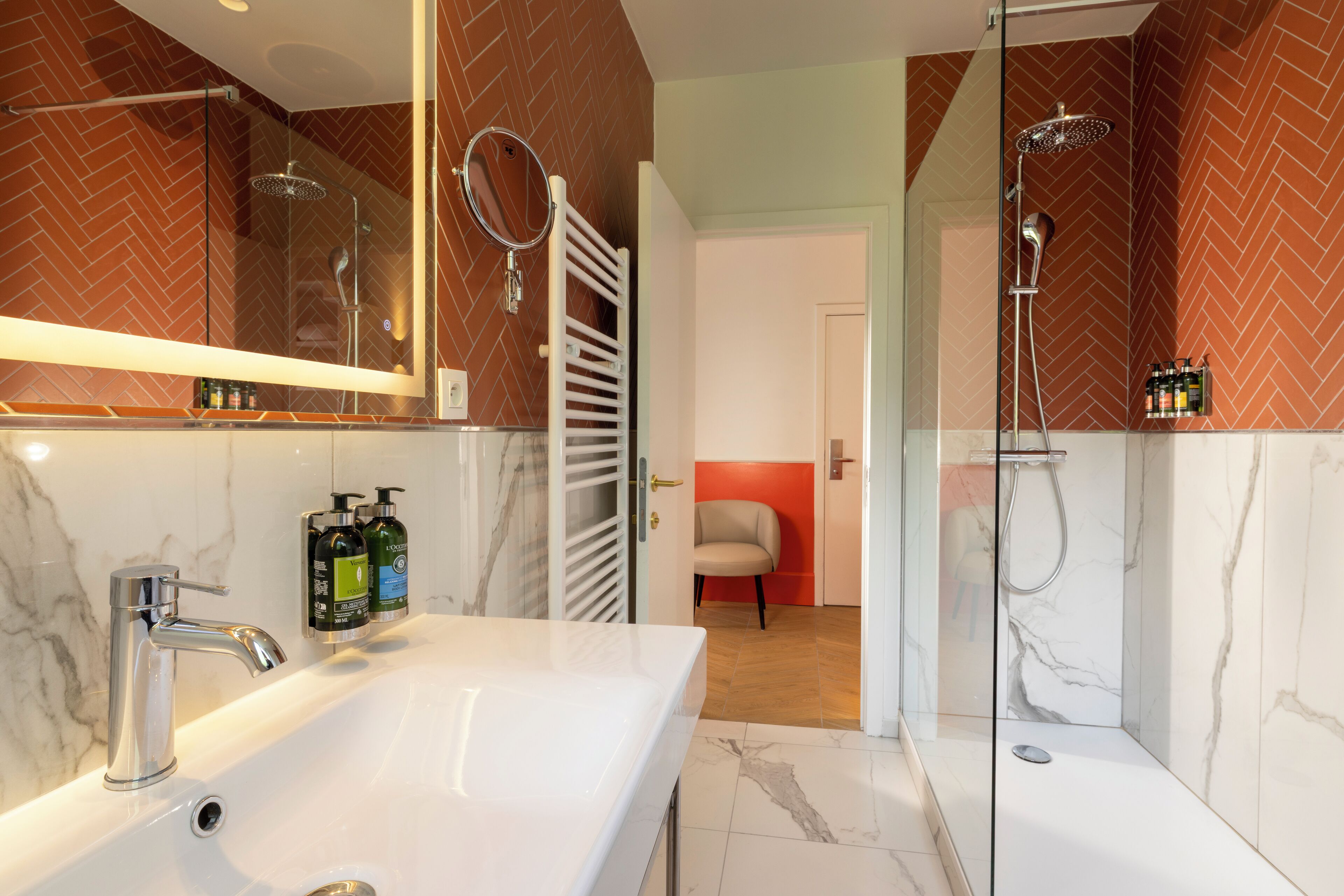 premium bedding, in-room safe, desk, blackout curtains