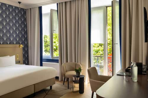 Chambre Double Deluxe (Augustin) | Literie de qualité supérieure, coffres-forts dans les chambres, bureau