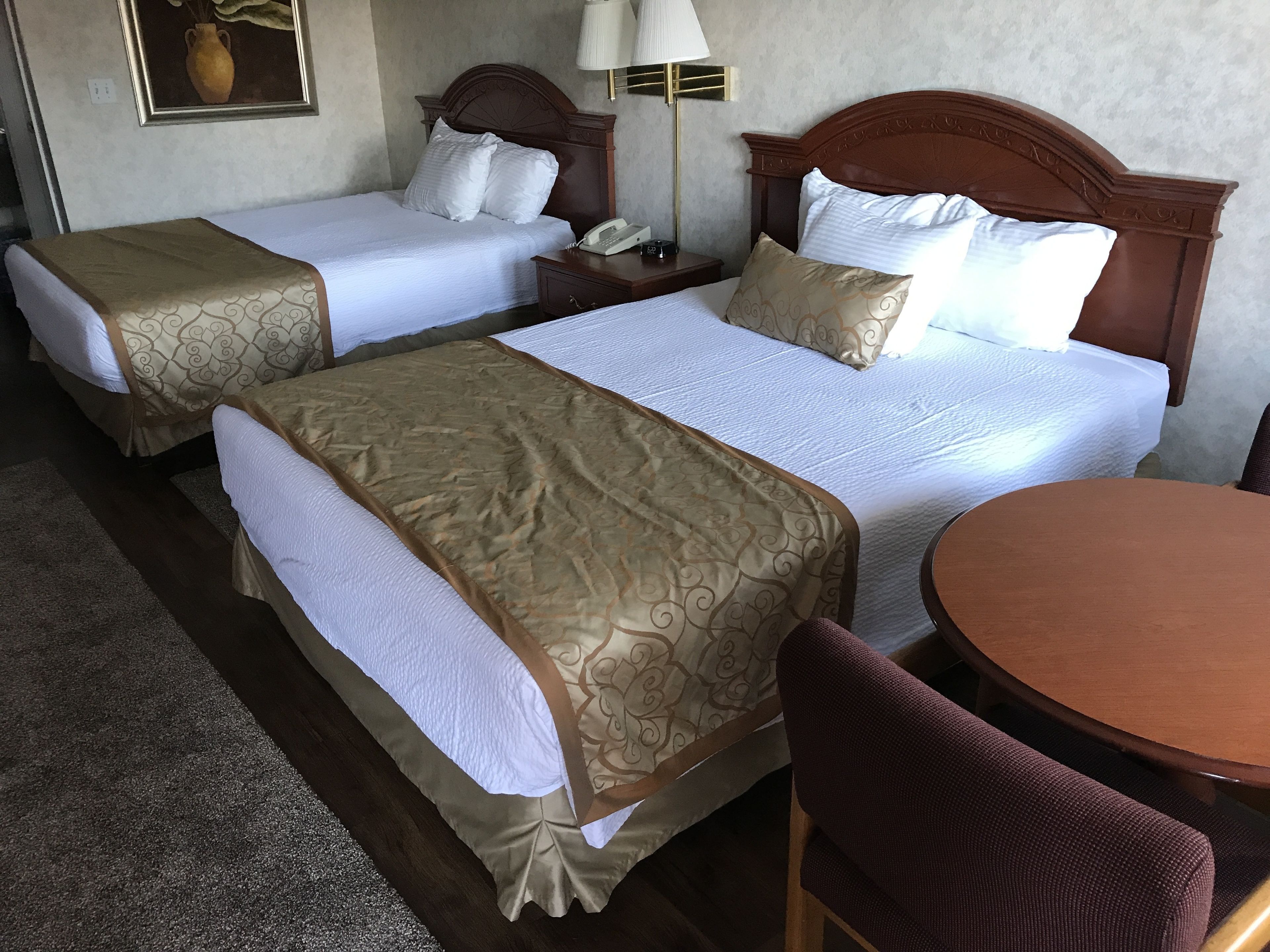 standard double room (pet friendly) | in-room safe, desk, iron/ironing board, free wifi