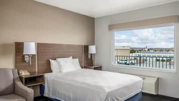 Family Room, Multiple Beds | In-room safe, desk, iron/ironing board, free WiFi